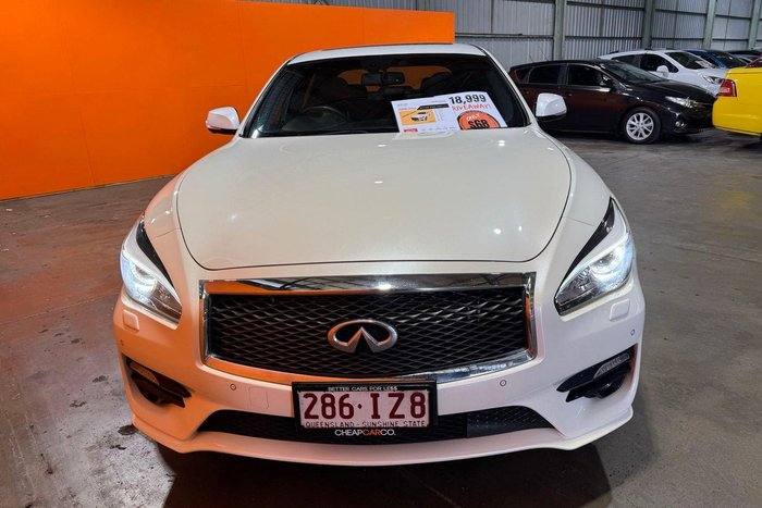 2016 INFINITI Q70 S Premium