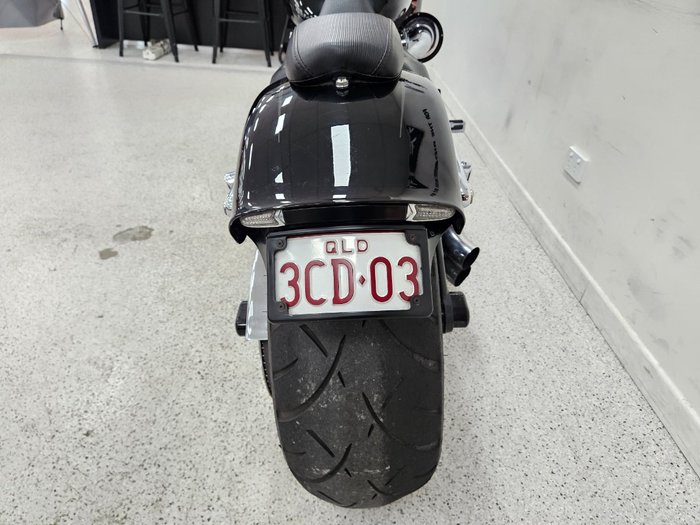 2015 Harley-davidson FXSB SOFTAIL BREAKOUT Black