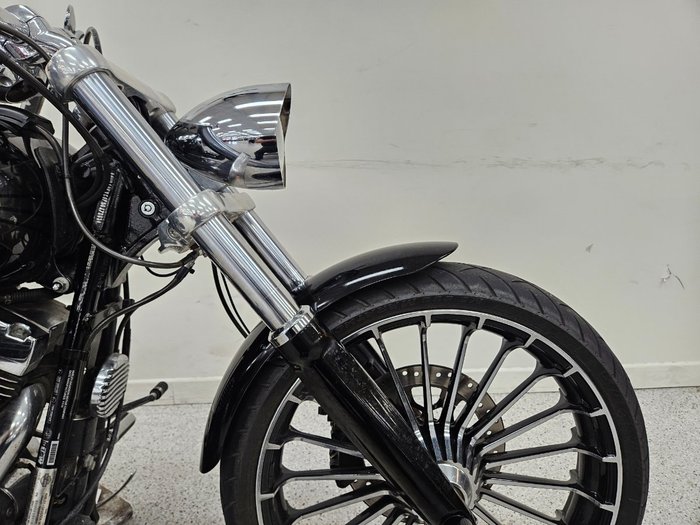 2015 Harley-davidson FXSB SOFTAIL BREAKOUT Black