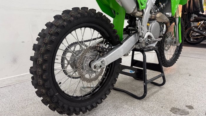 2025 Kawasaki KX450 Green