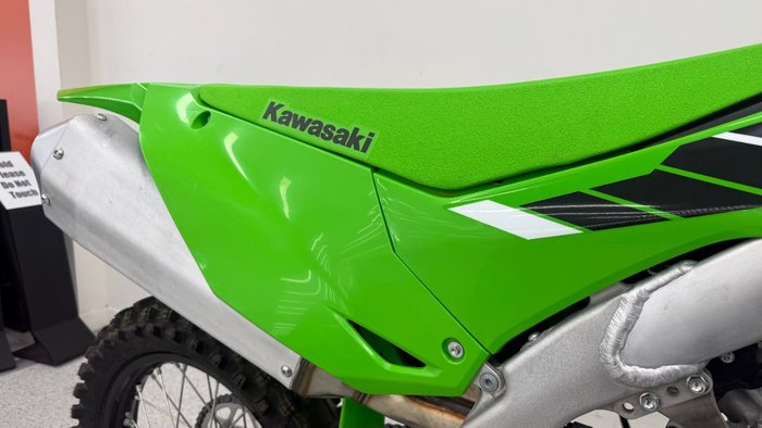 2025 Kawasaki KX450 Green