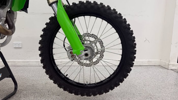 2025 Kawasaki KX450 Green