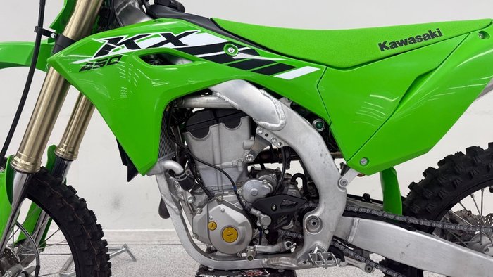 2025 Kawasaki KX450 Green