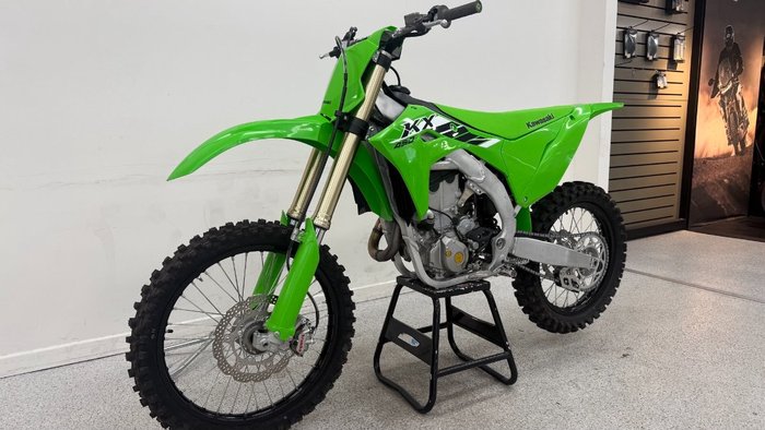 2025 Kawasaki KX450 Green