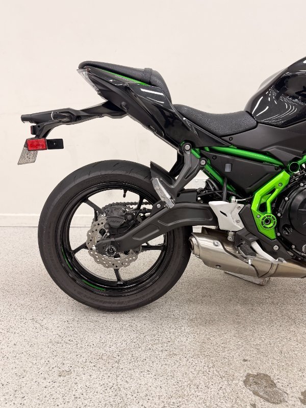 2025 Kawasaki Z650L (LAMS) Black