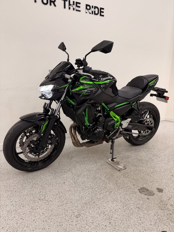 2025 Kawasaki Z650L (LAMS) Black