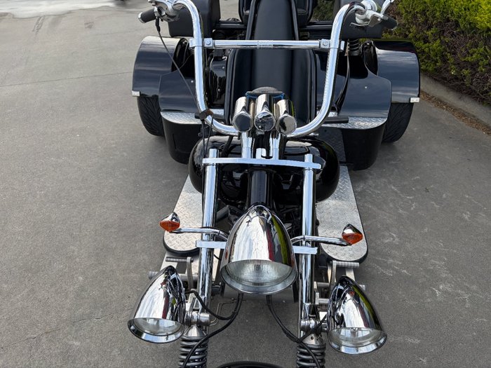 2021 CAM TRIKE 2021 CAM TRIKE 1800CC CUSTOM CRUISER Black