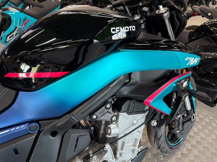 2026 CFMOTO 675 NK Blue