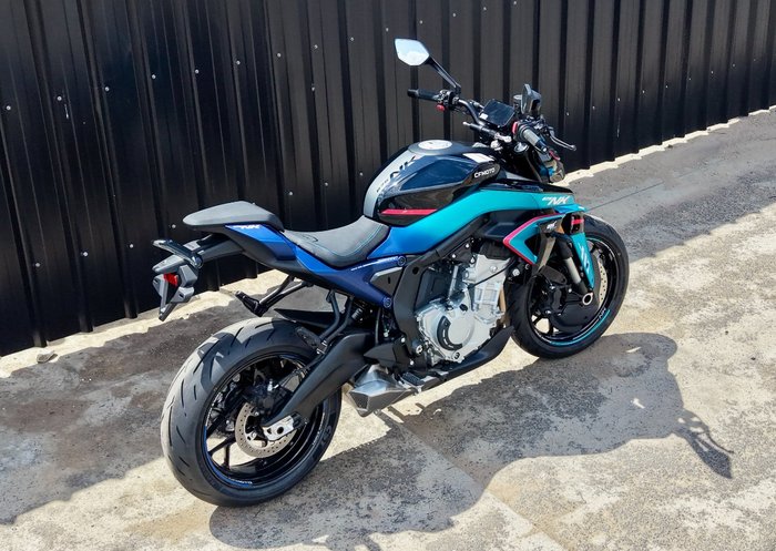 2026 CFMOTO 675 NK Blue