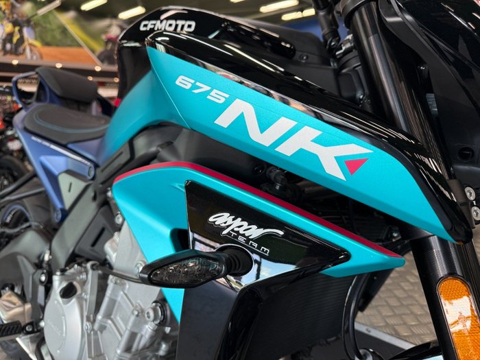 2026 CFMOTO 675 NK Blue