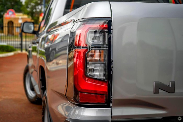2026 Nissan Navara SL