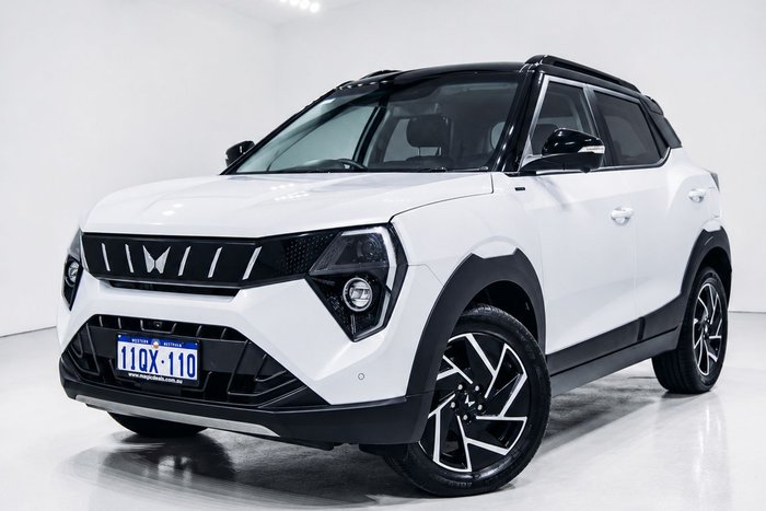 2025 Mahindra XUV3XO