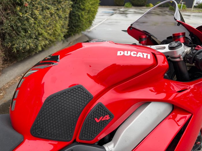2019 DUCATI PANIGALE V4 Red