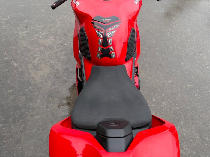 2019 DUCATI PANIGALE V4 Red