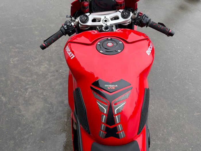 2019 DUCATI PANIGALE V4 Red