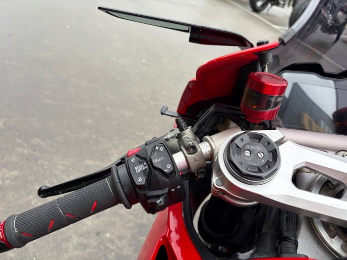 2019 DUCATI PANIGALE V4 Red