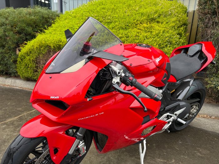 2019 DUCATI PANIGALE V4 Red