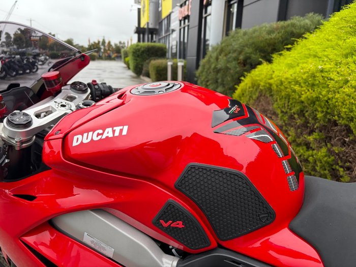 2019 DUCATI PANIGALE V4 Red