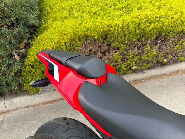 2017 Honda CBR1000RR (FIREBLADE) ABS Red