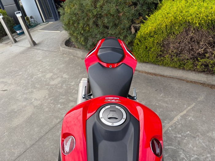 2017 Honda CBR1000RR (FIREBLADE) ABS Red