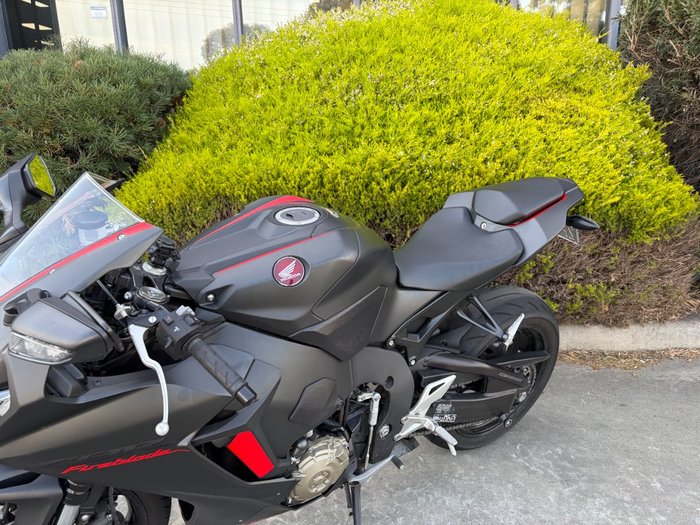 2017 Honda CBR1000RRA (FIREBLADE) ABS Black