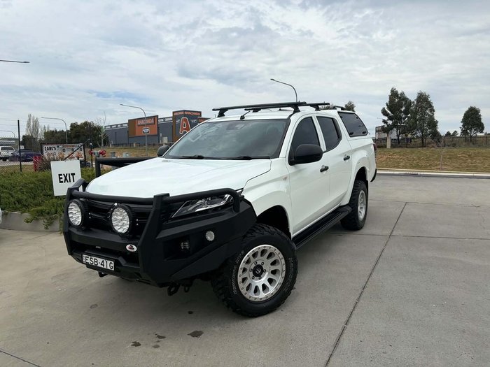 2022 Mitsubishi Triton