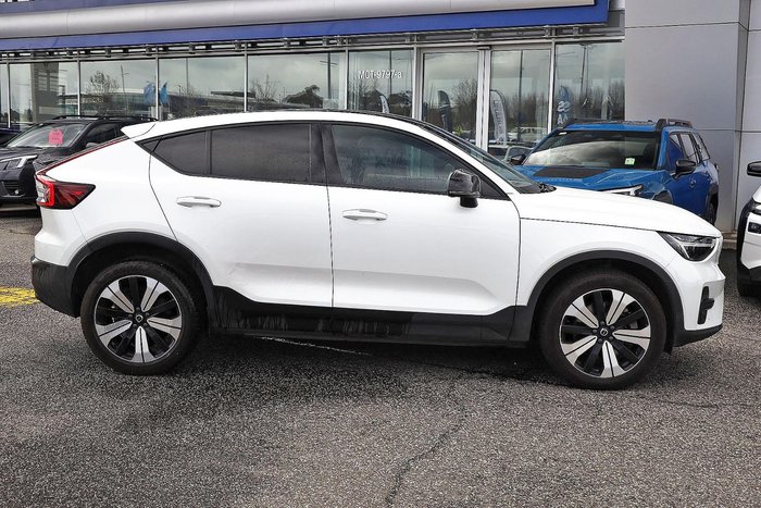 2023 Volvo C40