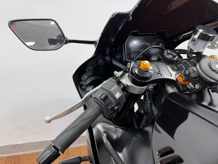 2022 Yamaha YZF-R7LA Black