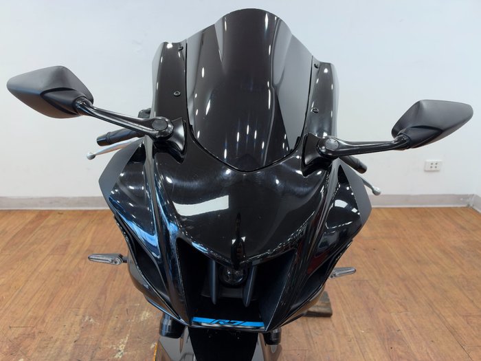 2022 Yamaha YZF-R7LA Black