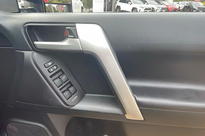 2020 Toyota Landcruiser Prado VX