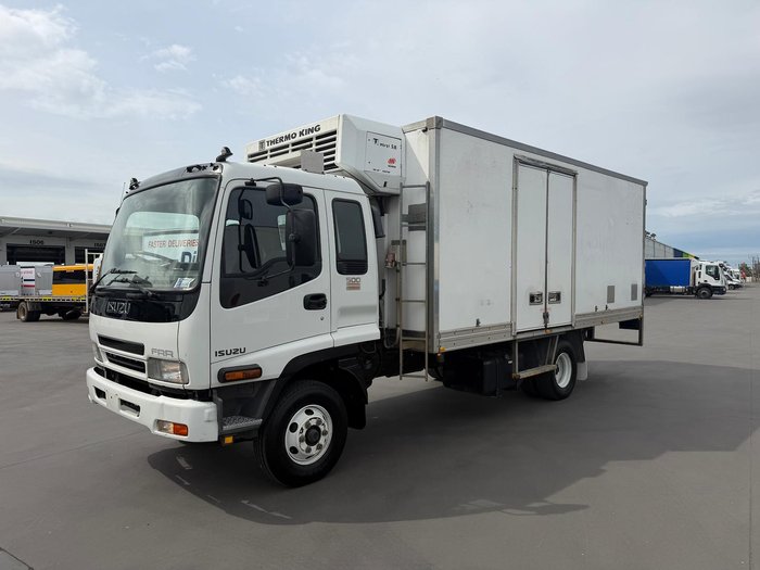 2007 Isuzu F Series FRR 500