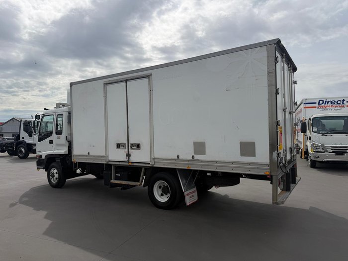 2007 Isuzu F Series FRR 500