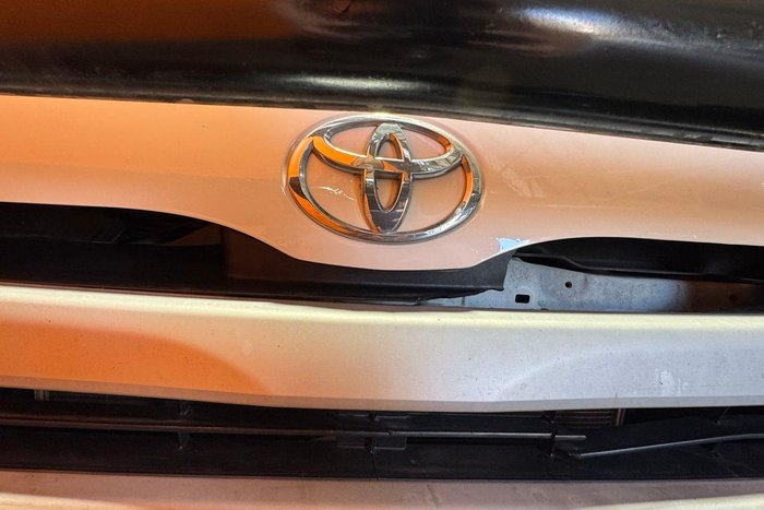2015 Toyota Hiace