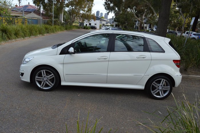 2011 Mercedes-Benz B-Class B180