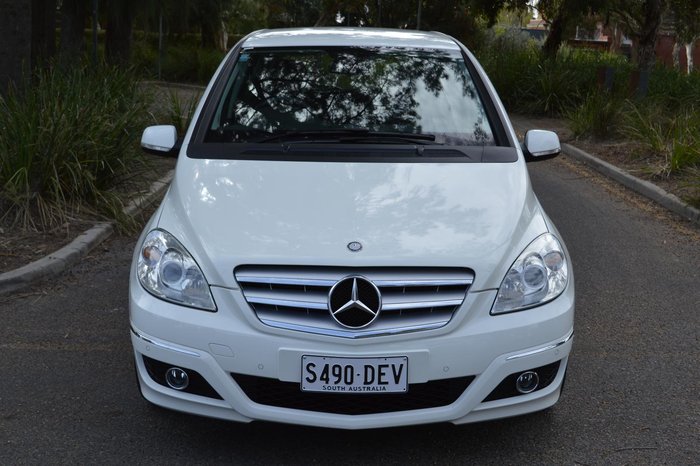 2011 Mercedes-Benz B-Class B180