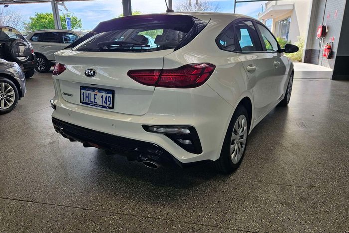 2020 Kia Cerato Si