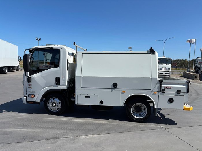 2023 Isuzu N Series NLR 45-150 Servicepack X