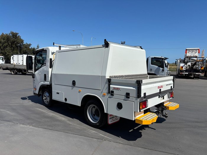 2023 Isuzu N Series NLR 45-150 Servicepack X
