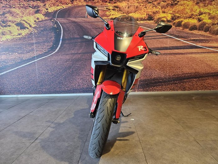 2026 Yamaha YZF-R3 70th Anniversary R3 White