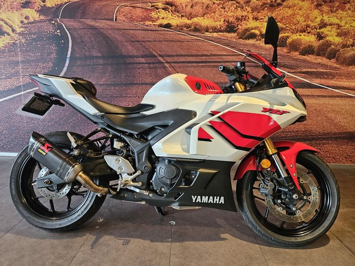 2026 Yamaha YZF-R3 70th Anniversary R3 White