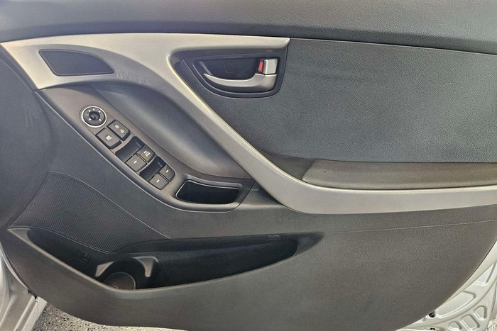 2013 Hyundai Elantra Active