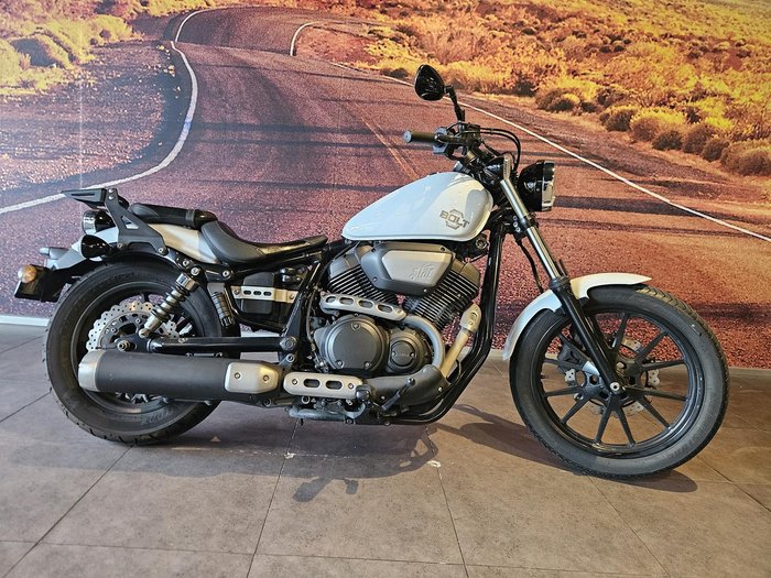 2014 Yamaha Bolt (XVS950CU) Bolt White