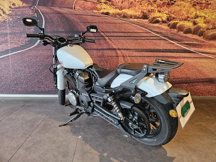 2014 Yamaha Bolt (XVS950CU) Bolt White