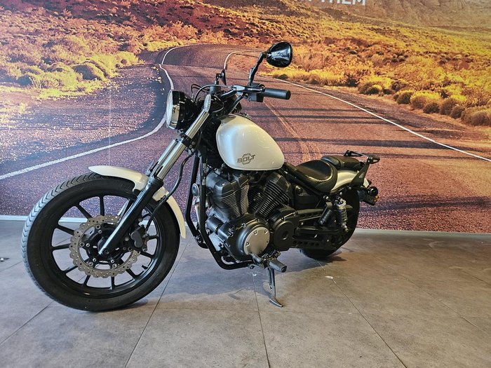 2014 Yamaha Bolt (XVS950CU) Bolt White