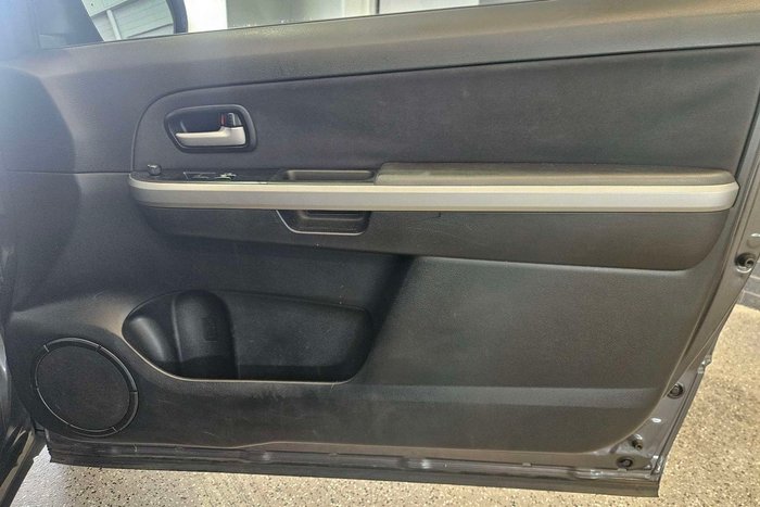 2016 Suzuki Grand Vitara Navigator