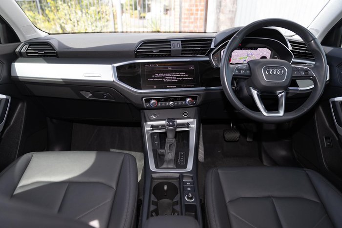 2023 Audi Q3 35 TFSI Dynamic Black