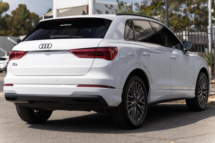 2023 Audi Q3 35 TFSI Dynamic Black