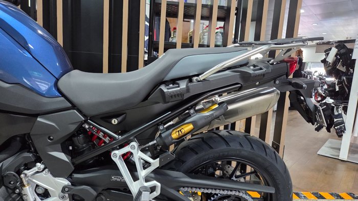 2026 BMW Motorrad F 800 GS SPORT BLUE