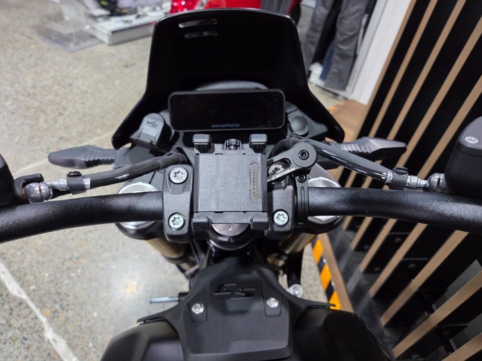 2026 BMW Motorrad R 12 G/S Black