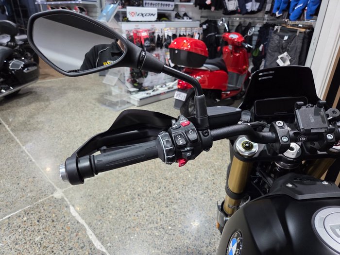 2026 BMW Motorrad R 12 G/S Black
